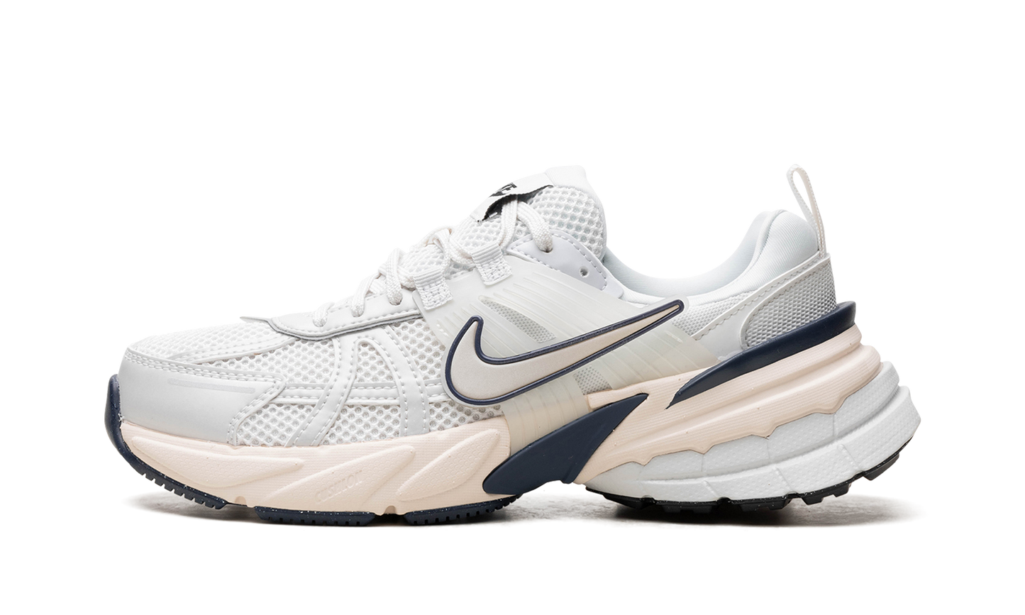 V2K Run WMNS"White" FD0736-004