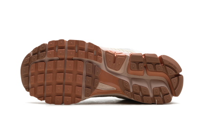 Zoom Vomero 5 WMNS"Particle Beige Terra Blush" FJ2028 002