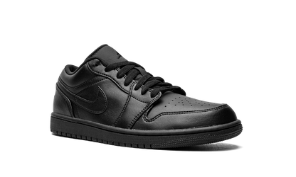 1 Low "Triple Black" 553558 093
