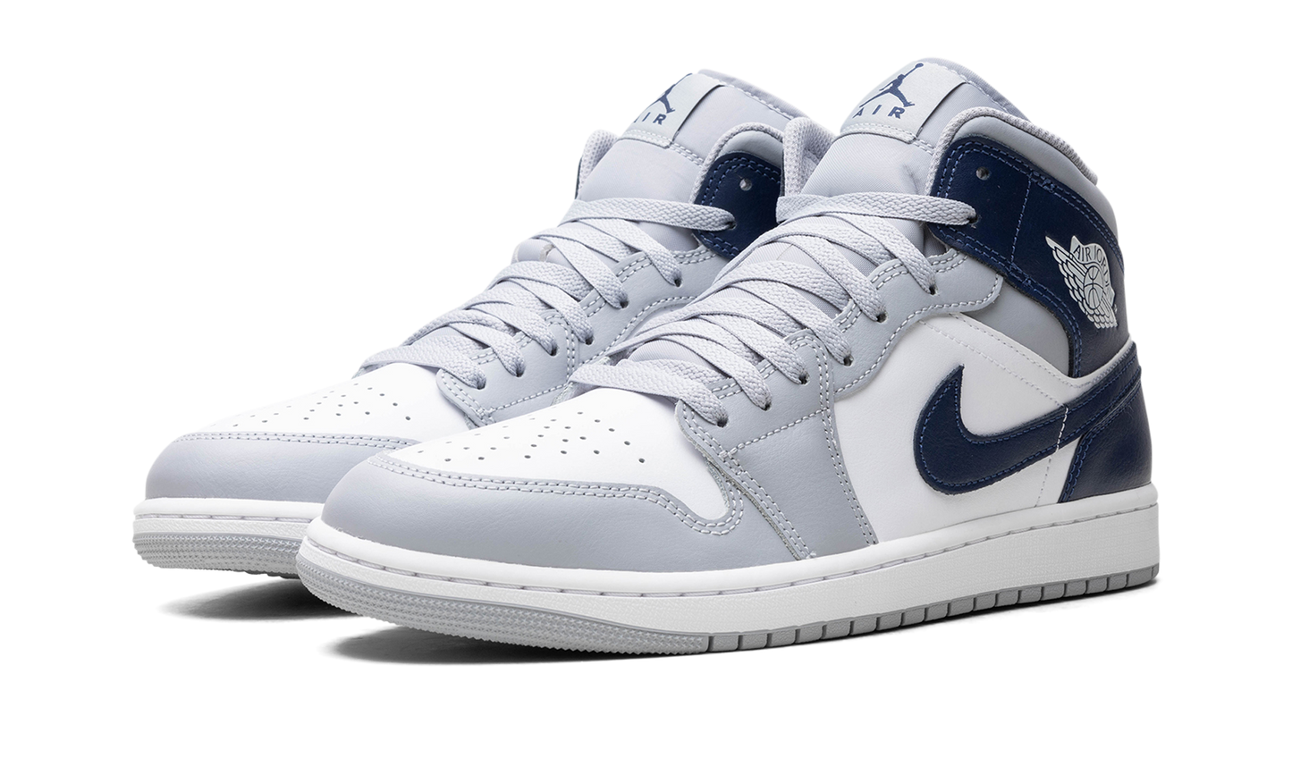 1 Mid "Wolf Grey Midnight Navy" DQ8426 104