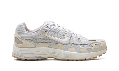 P-6000 WMNS"Photon Dust Light Khaki" HV4312 025