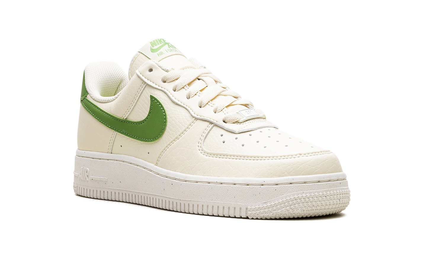 AIR FORCE 1'07 LO WMNS"COCONUT MILK" DV3808 102