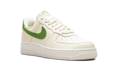 AIR FORCE 1'07 LO WMNS"COCONUT MILK" DV3808 102