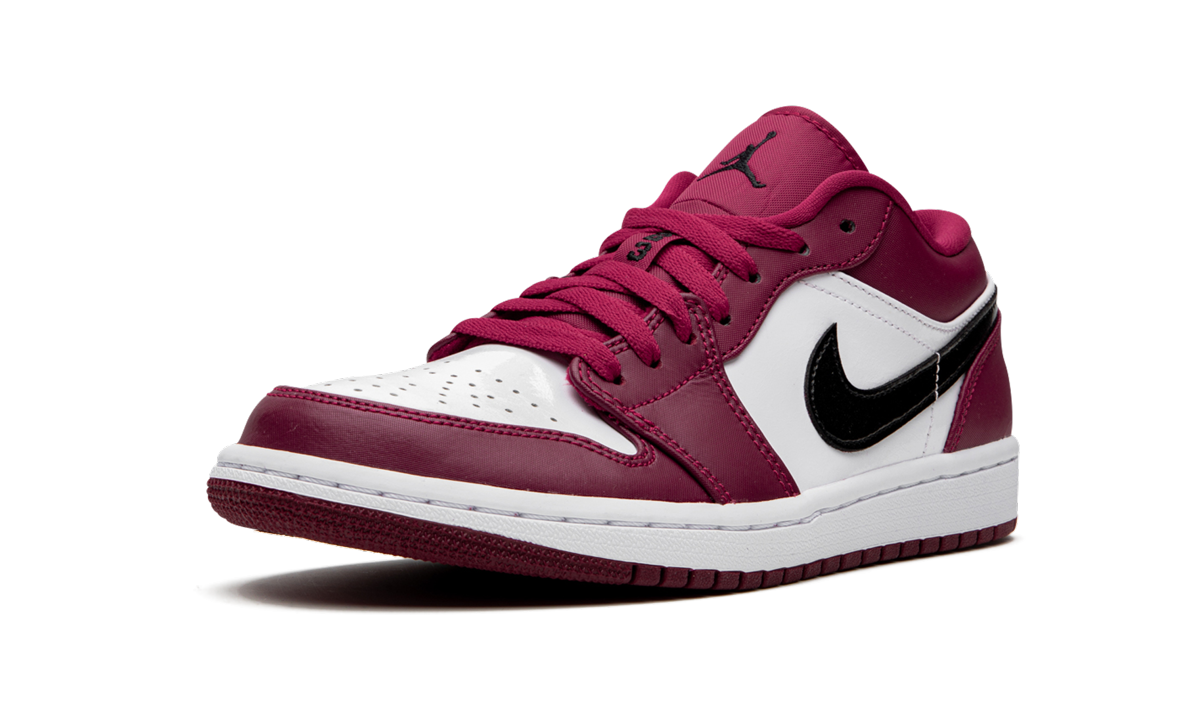 1 Low "Noble Red" 553558 604