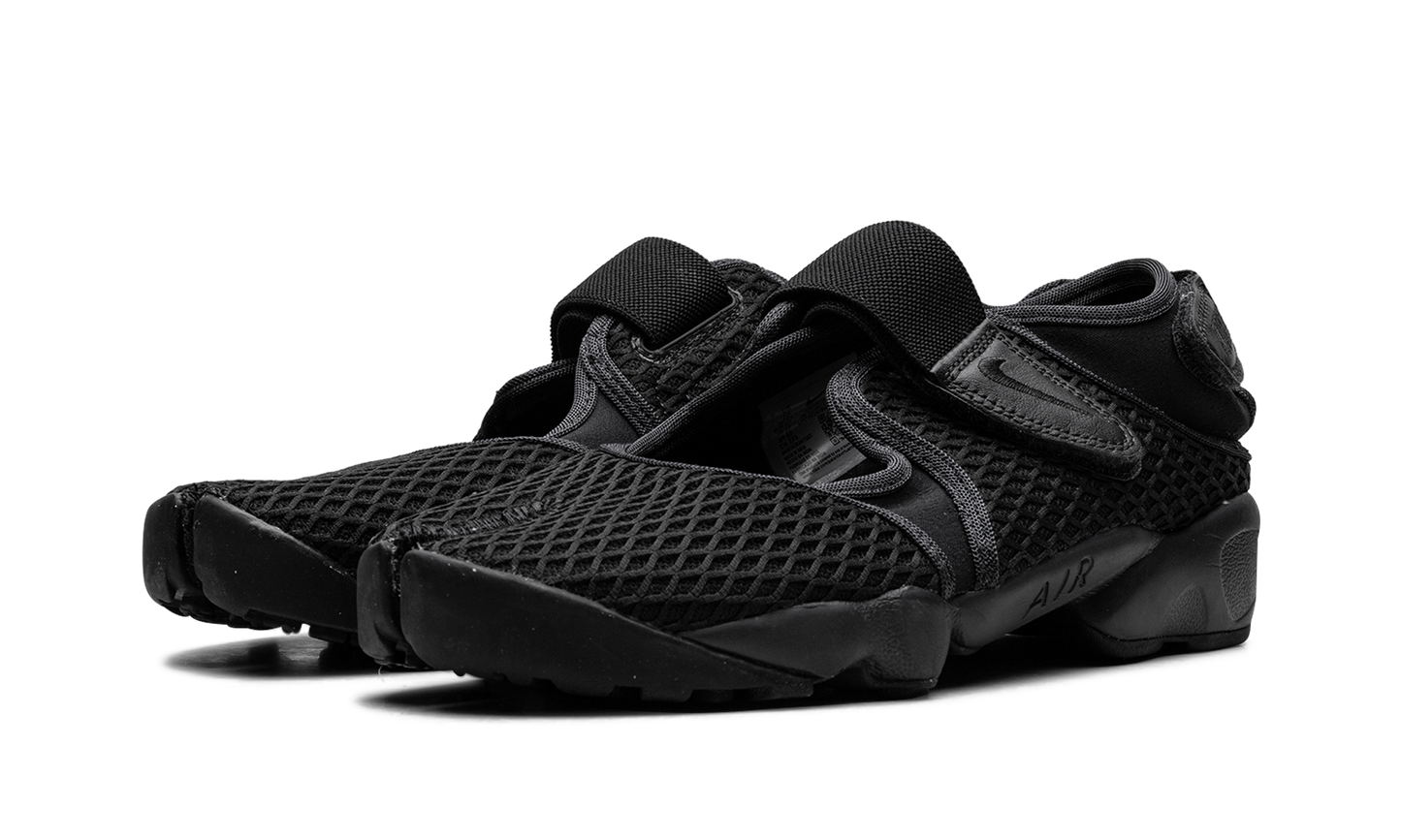 Air Rift WMNS"Off-Noir" HM8288 001