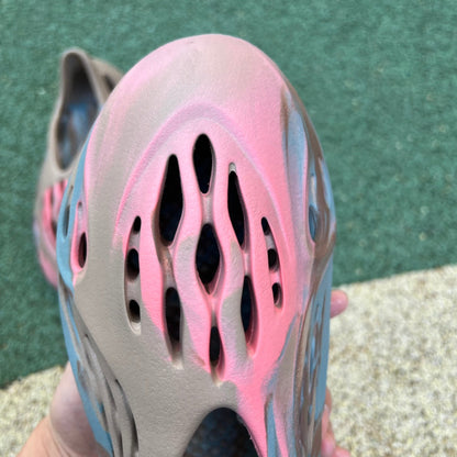 Foam RNNR MX Sand Grey