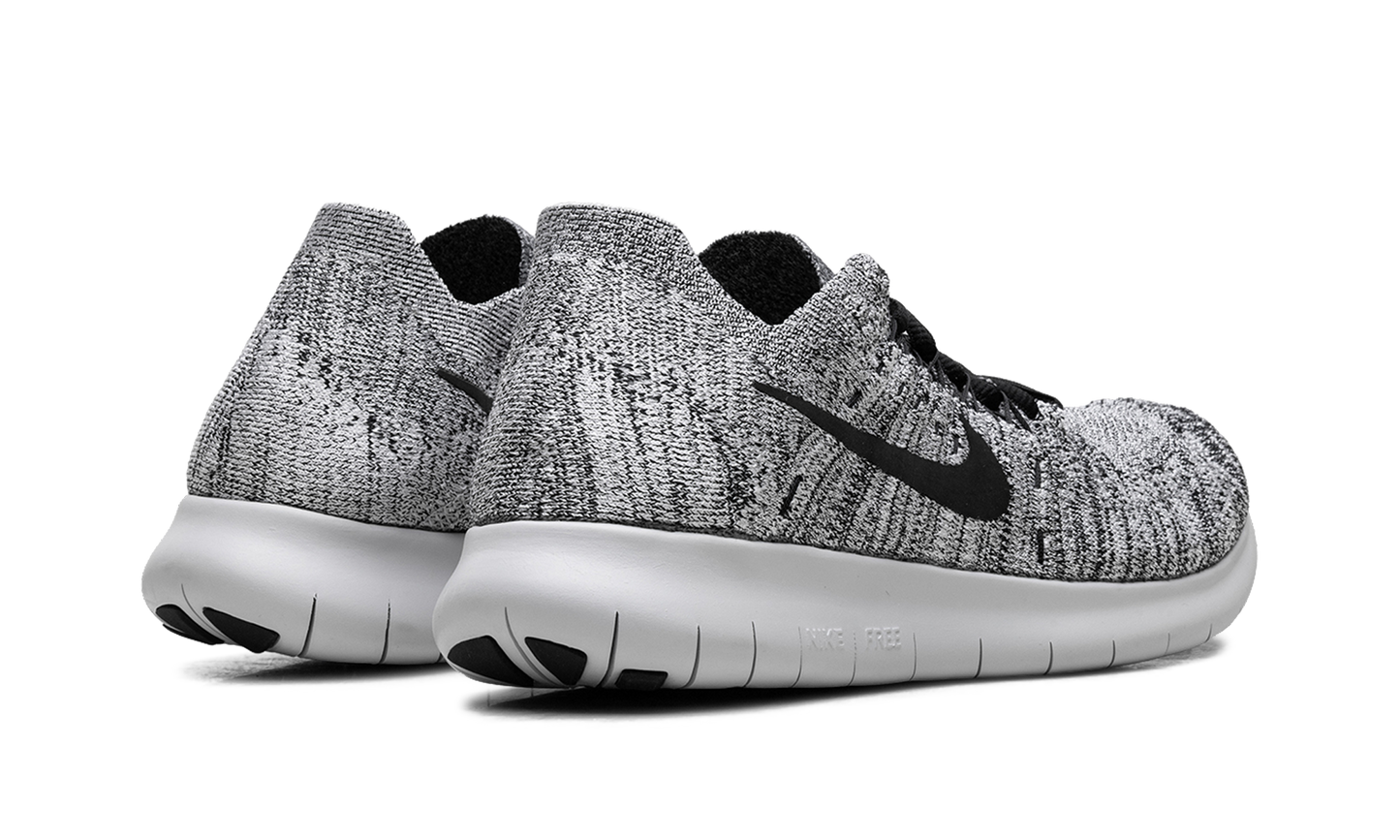 FREE RN FLYKNIT WMNS"2017 - Oreo" 880844 101