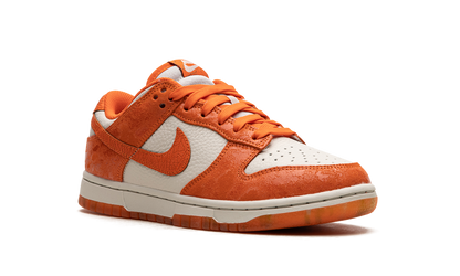 DUNK LOW WMNS"Total Orange" FN7773 001