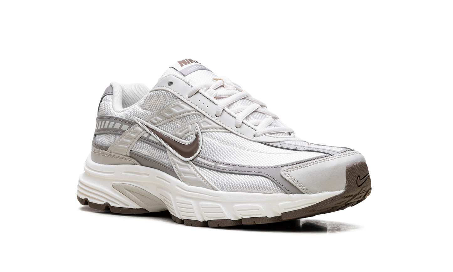 Initiator WMNS"Phantom Light Bone Sail Mink Brown" IB4339 001