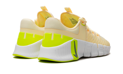 Free Metcon 5 WMNS"Citron Tint Volt" DV3950 800