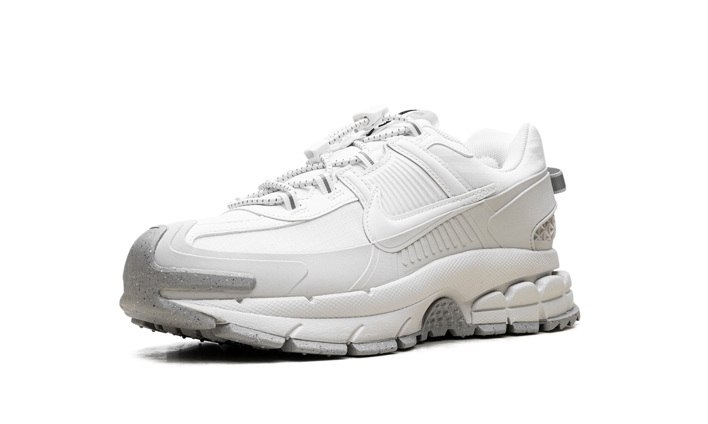 Zoom Vomero Roam WMNS"Summit White" HV6410 100