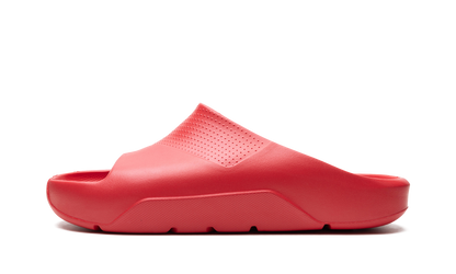 Post Slide "University Red" DX5575 600