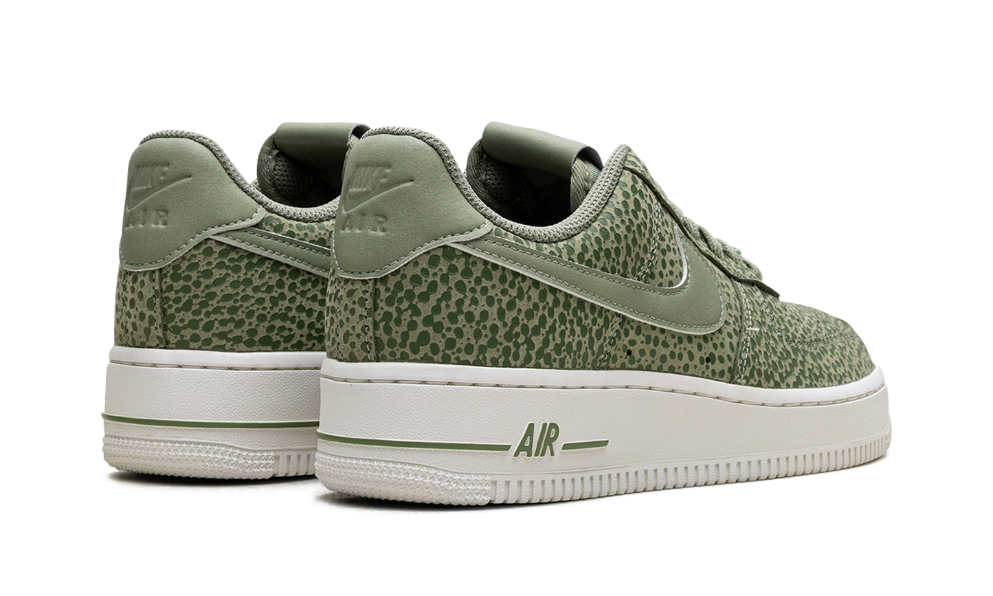 AIR FORCE 1'07 WMNS"Green" FV6519-200