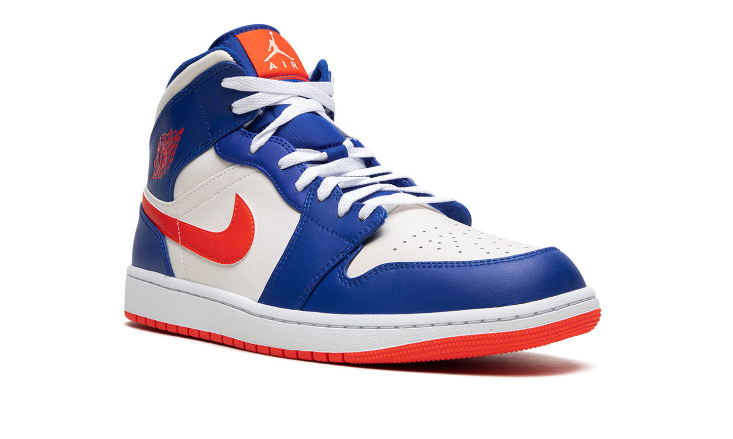 1 Mid "Knicks" FD1029 400