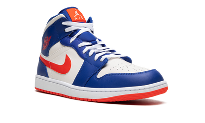 1 Mid "Knicks" FD1029 400