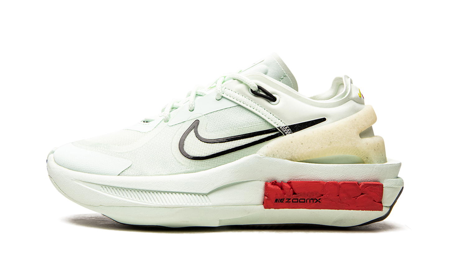 FONTANKA EDGE WMNS"Barely Green" CU1450 300