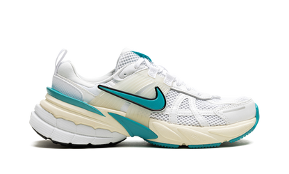 V2K Run WMNS"Dusty Cactus" FD0736 105