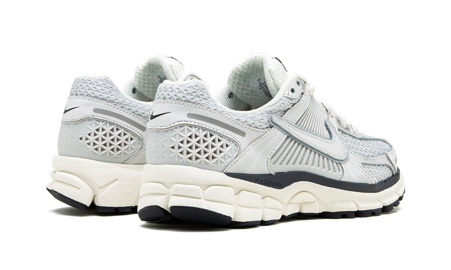 VOMERO 5 MNS WMNS"Photon Dust" FD0884 025