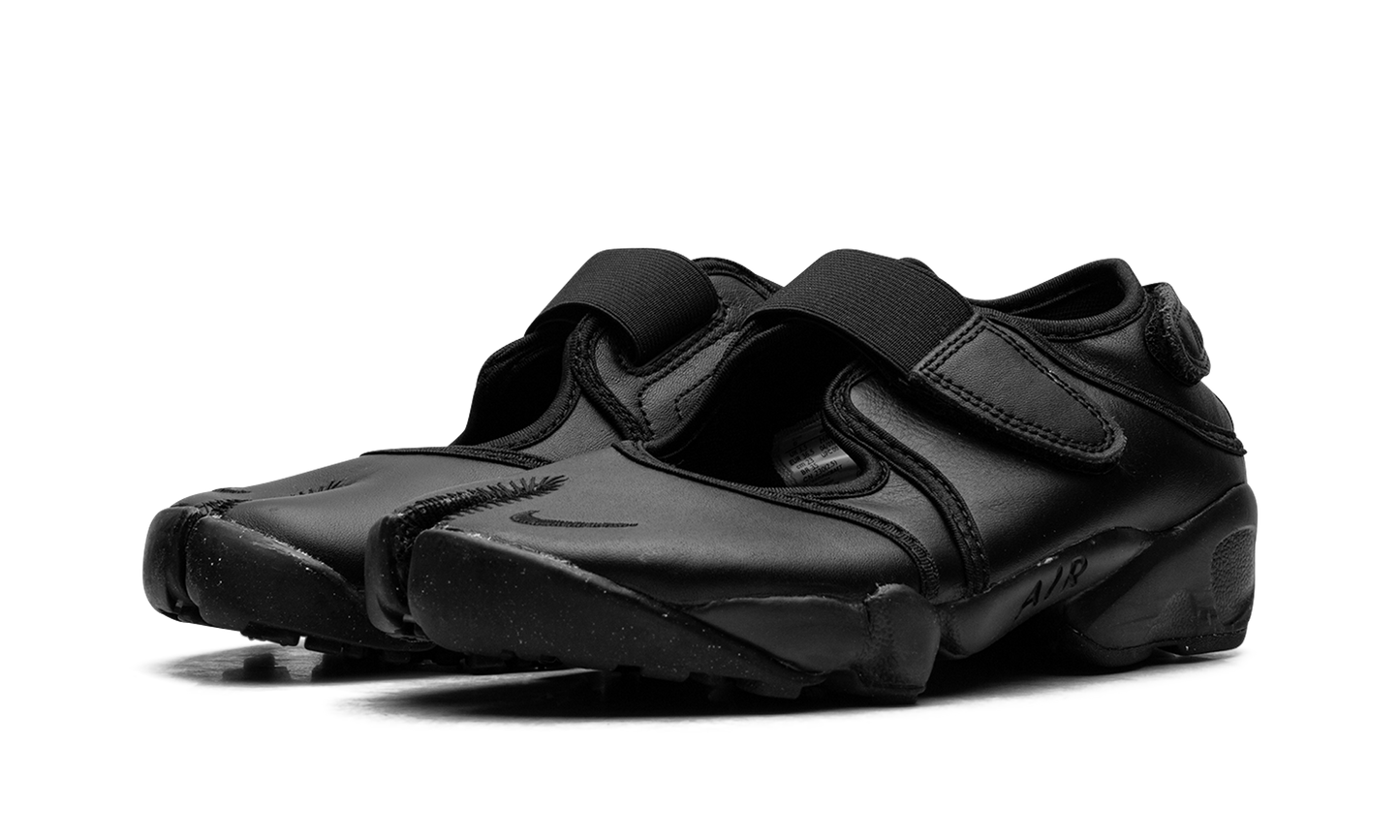 Air Rift Wmns"Triple Black" HM5737 002