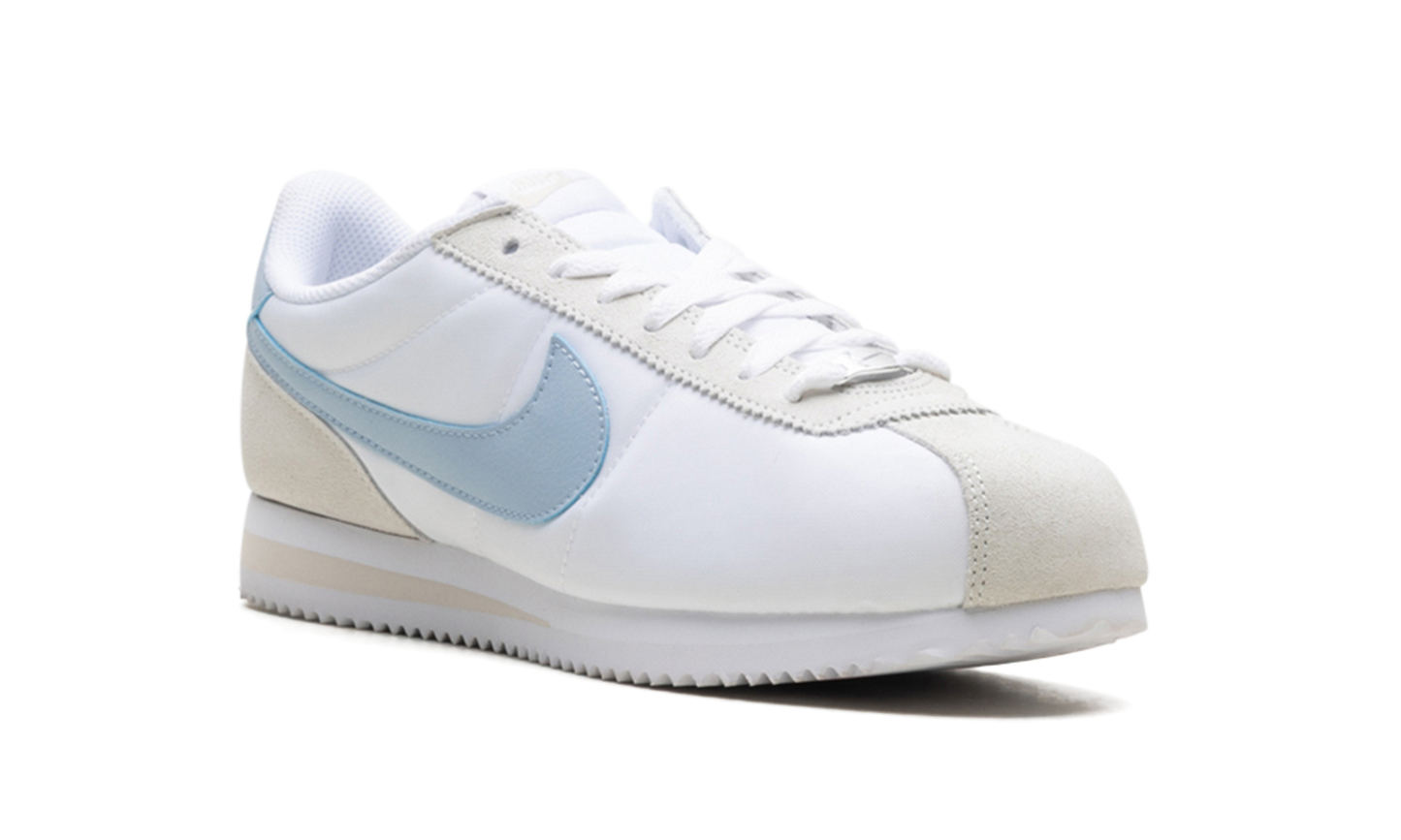 Cortez WMNS"White/Light Armory Blue/Light Orewood Brown" DZ2795 100
