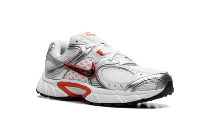 V5 RNR WMNS"White Picante Red Vast Grey Black" HQ7901 100
