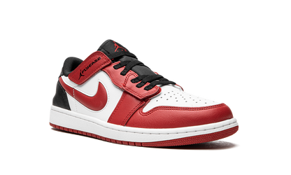 1 Low FlyEase "Gym Red" DM1206 163