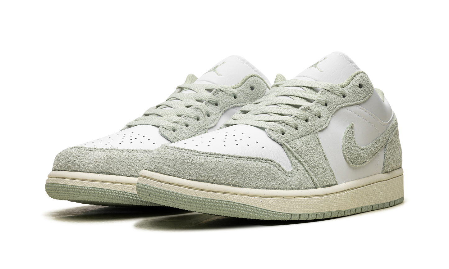 1 Low SE "Seafoam" FN5214 131