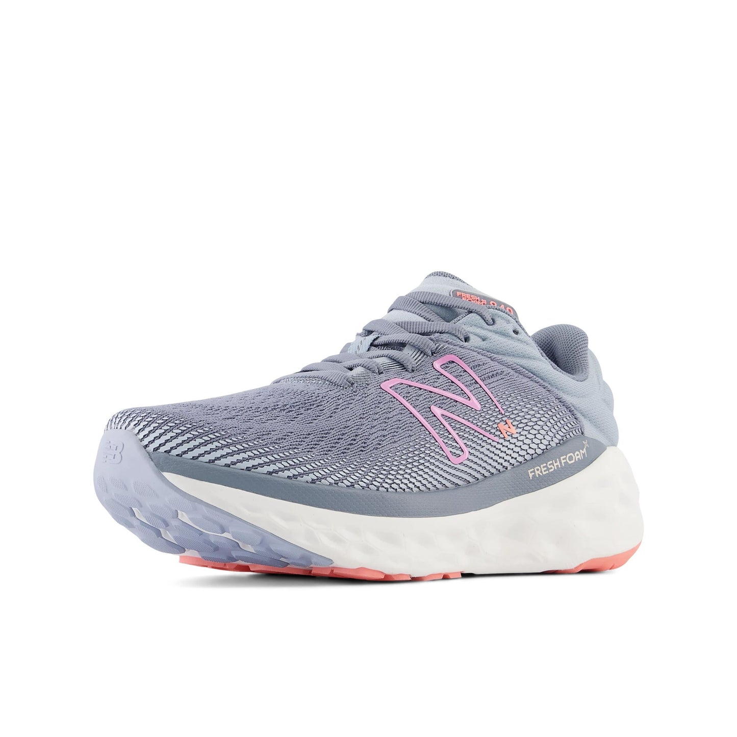 Women's Fresh Foam 840 in Arctic grey with Raspberry