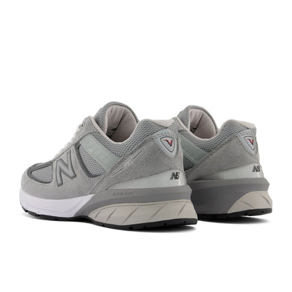 Women's 990v5