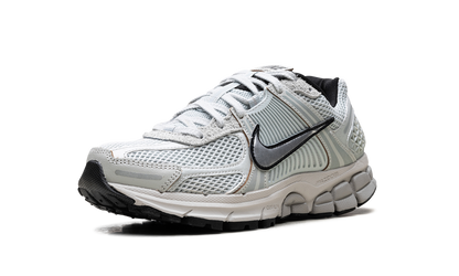 Zoom Vomero 5 WMNS"Light Silver Chrome" FN6742 001