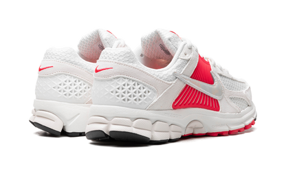 Air Zoom Vomero 5 WMNS"Siren Red" HF5072 133