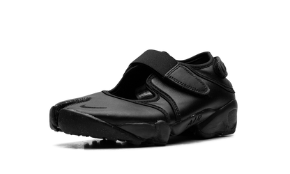 Air Rift Wmns"Triple Black" HM5737 002