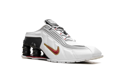 Shox MR4 Mule"Martine Rose Metallic Platinum Varsity Red" IM5420 100