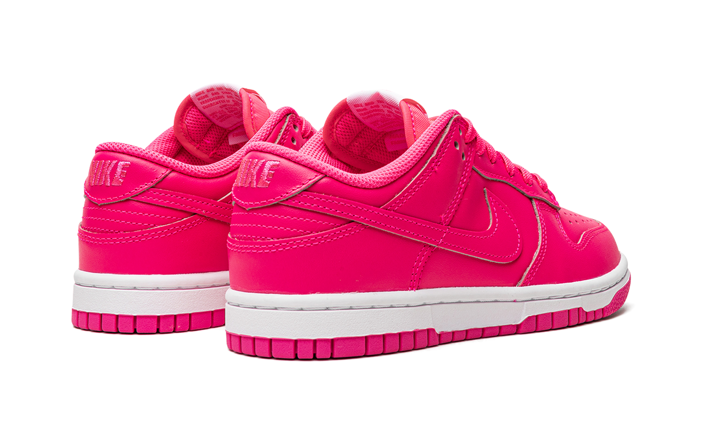 DUNK LO MNS WMNS"Hot Pink" DZ5196 600