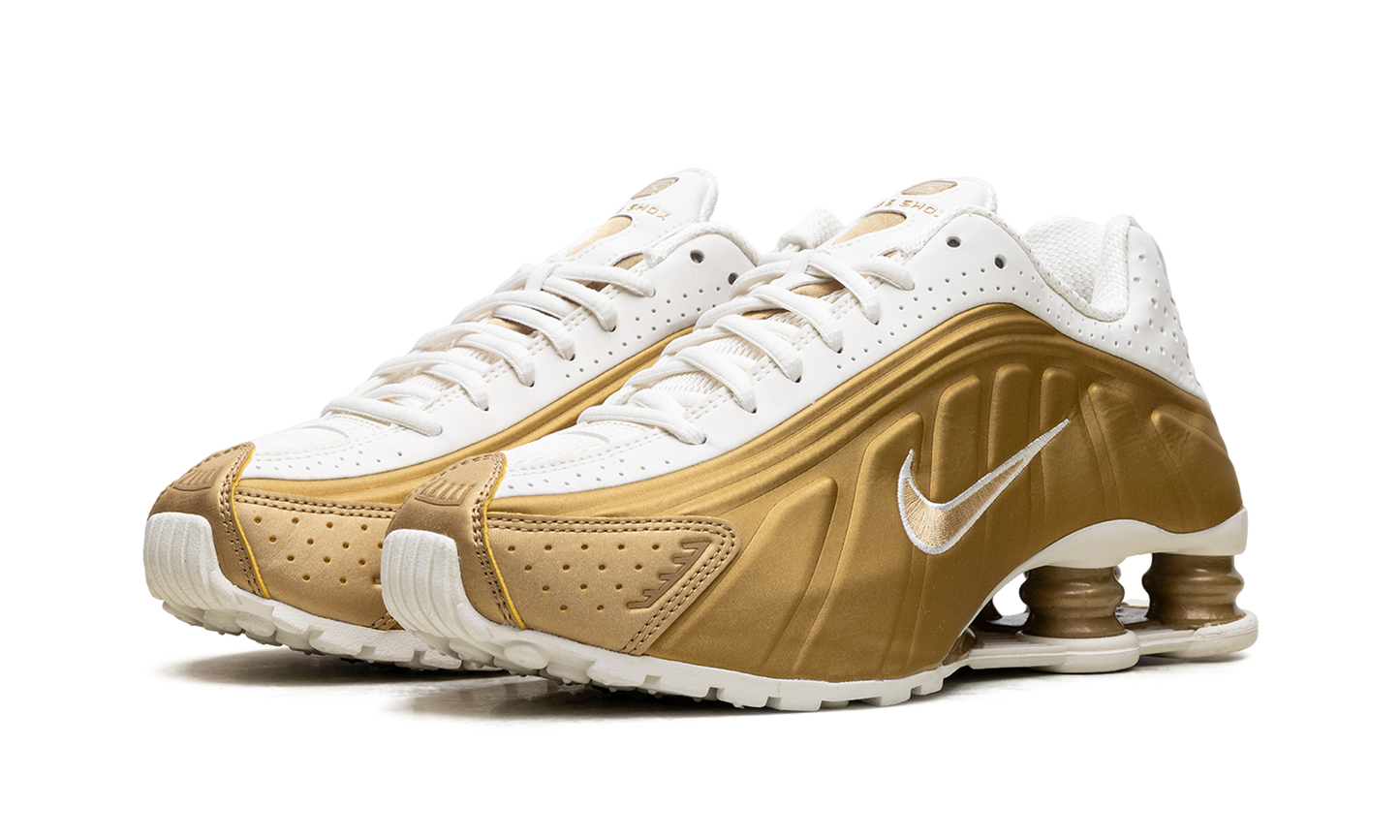 Shox R4 WMNS"Metallic Gold" AR3565 010