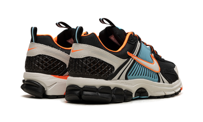 ZOOM VOMERO 5 WMNS"Black/Blue Gaze" FZ3963 010