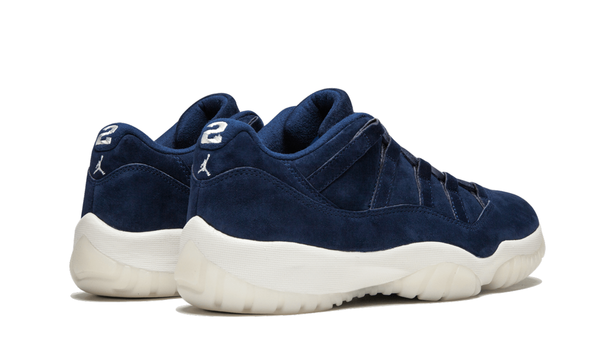 11 Retro Low "RE2PECT" AV2187 441