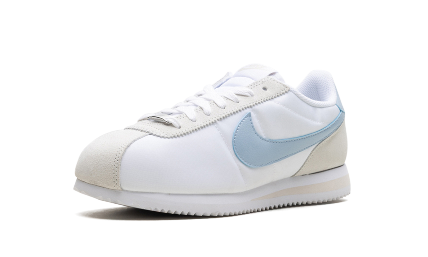 Cortez WMNS"White/Light Armory Blue/Light Orewood Brown" DZ2795 100
