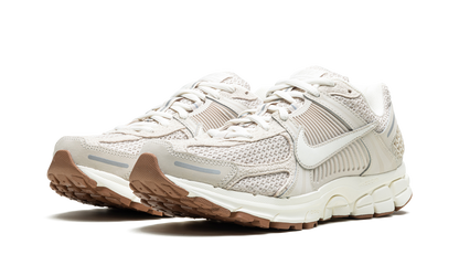 ZOOM VOMERO 5 WMNS"Light Orewood Brown" FZ3780 101
