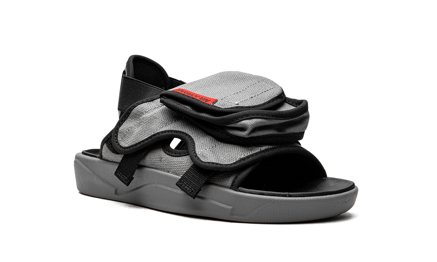 LS Slide CZ0791 001